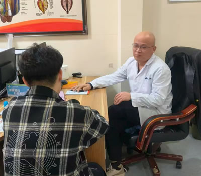 阿克苏地区|男科医师高朋磊：守护男性健康，专业男科诊疗